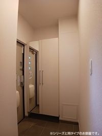シンプルで使いやすい玄関です
