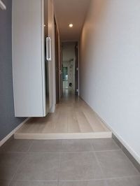 明るい玄関です