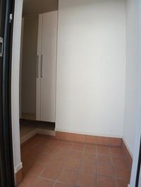 毎日通る玄関はこちらです