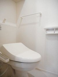 ゆったりとした空間のトイレです