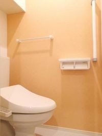 ゆったりとした空間のトイレです