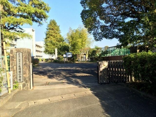 写真:伊豆の国市立長岡南小学校