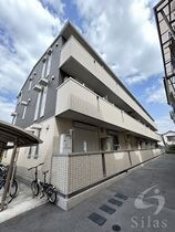 エレンシアの外観