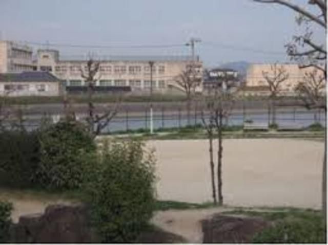 登美丘北公園