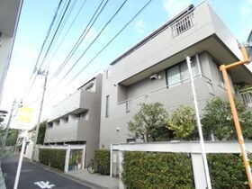 カーサベルデ代田の外観