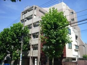 渋谷区幡ヶ谷3丁目の外観