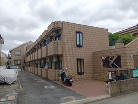 調布市染地3丁目の外観