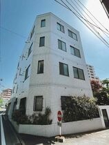 狛江市和泉本町1丁目の外観