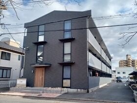 レオパレス城南田村の外観