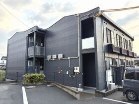 レオパレスプレミール八木の外観