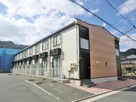 レオパレス紅まんさくの外観