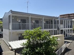 レオパレスメイプル宮島の外観