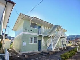 ファミール三次A棟の外観