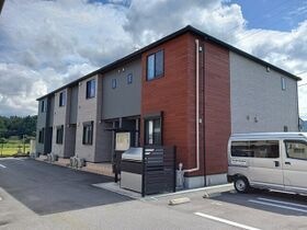 グランディ八重東の外観