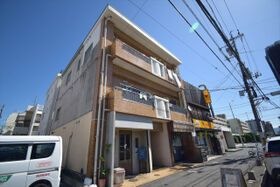 BBビルの外観