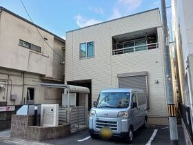 マイトレーヤ 呉の外観