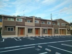 クロガネCの外観