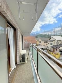 陽当たり良好なバルコニーです