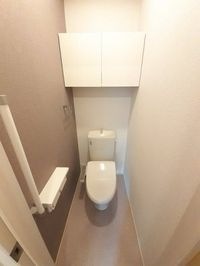 ゆったりとした空間のトイレです