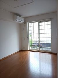 こちらの居間で趣味の時間をお楽しみください