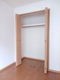 たっぷりとした収納スペースです
