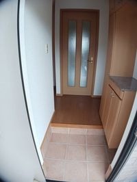 落ち着いた玄関です