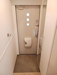 ゆったりとした玄関です