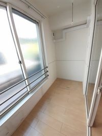 内装は落ち着いています
