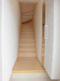 明るい玄関です