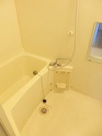 ゆったり過ごせるお風呂です