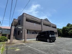 Grand Field 参番館の外観