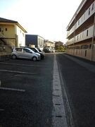 駐車場があるので、車を買う予定の方も安心です