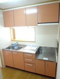 コンパクトなキッチンで掃除もラクラク