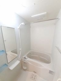 落ち着いた空間のお風呂です