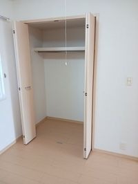 たっぷりとした収納スペースです