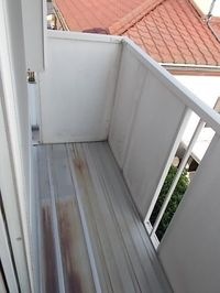 外からの目が気にならないバルコニーで洗濯物が干せます