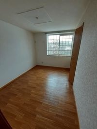 内装は落ち着いています