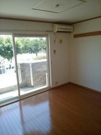 ゆったり過ごせるリビングです