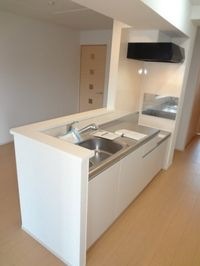 コンパクトなキッチンで掃除もラクラク