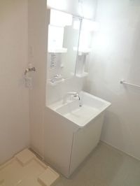 コンパクトで使いやすい洗面所