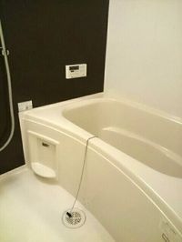 落ち着いた空間のお風呂です