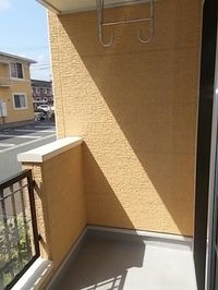 陽当たり良好なバルコニーです
