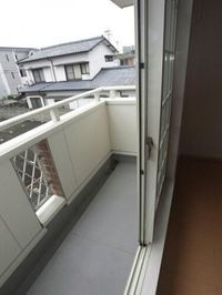 陽当たり良好なバルコニーです