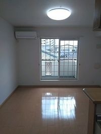 ゆったり過ごせる居間です