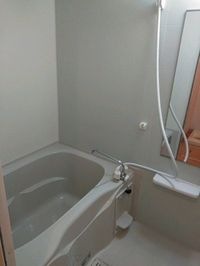 落ち着いた空間のお風呂です
