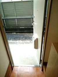 清潔なエントランスです