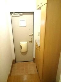 落ち着いたエントランスです