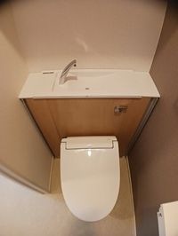 コンパクトで使いやすいトイレです