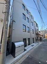 ホワイトセラスの外観