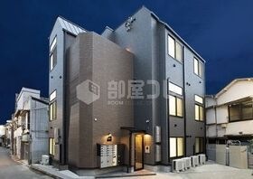 ＣＲＥＡＲＱの外観